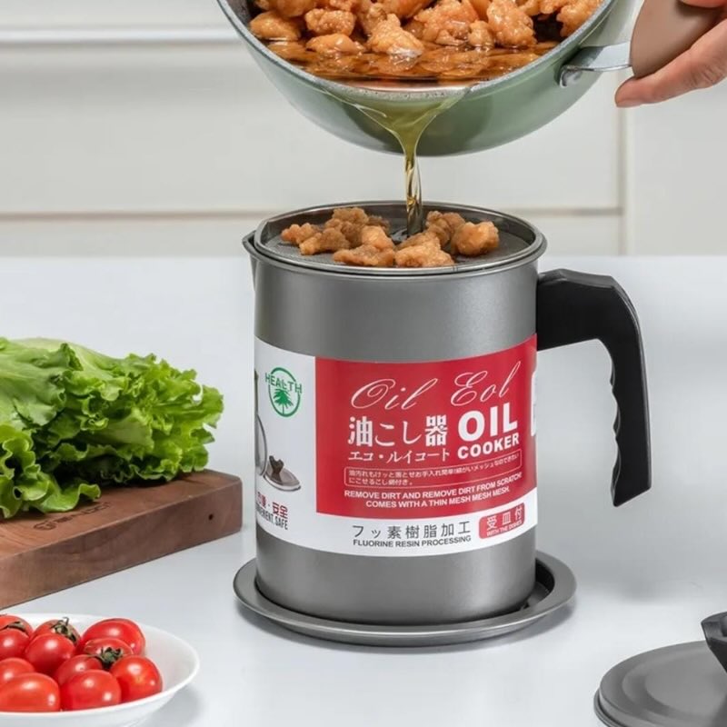 1.4L Fryer Oil Filter Pot Carbon Steel Jug with Stainless Steel Strainer Lid